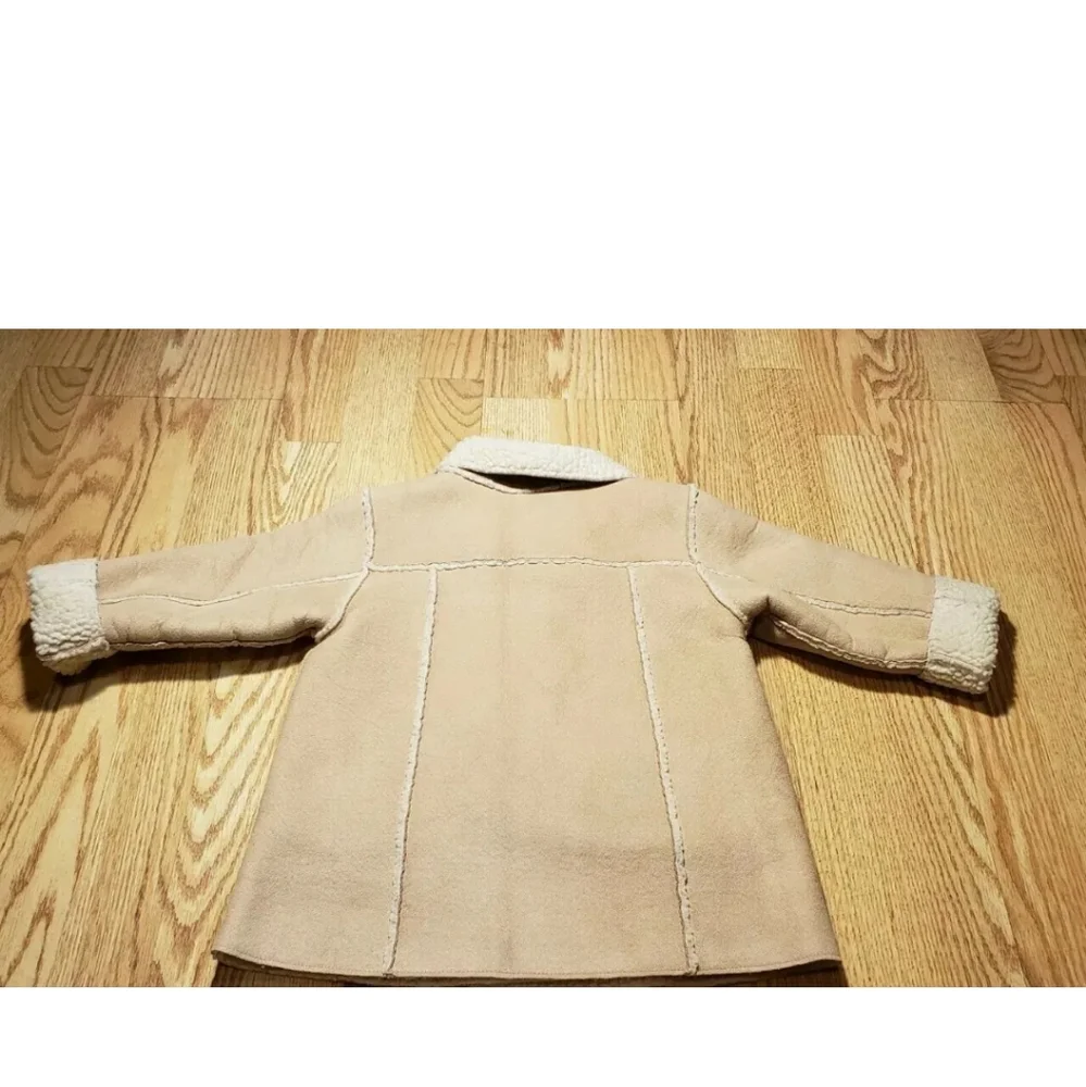 Gap Girls Coat Size: 4 Years Front Pockets